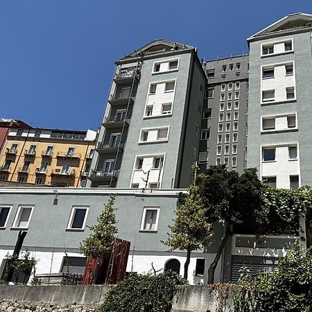 Room & Parking In Centro Citta Con Parcheggio Privato E Wifi 포텐자 외부 사진