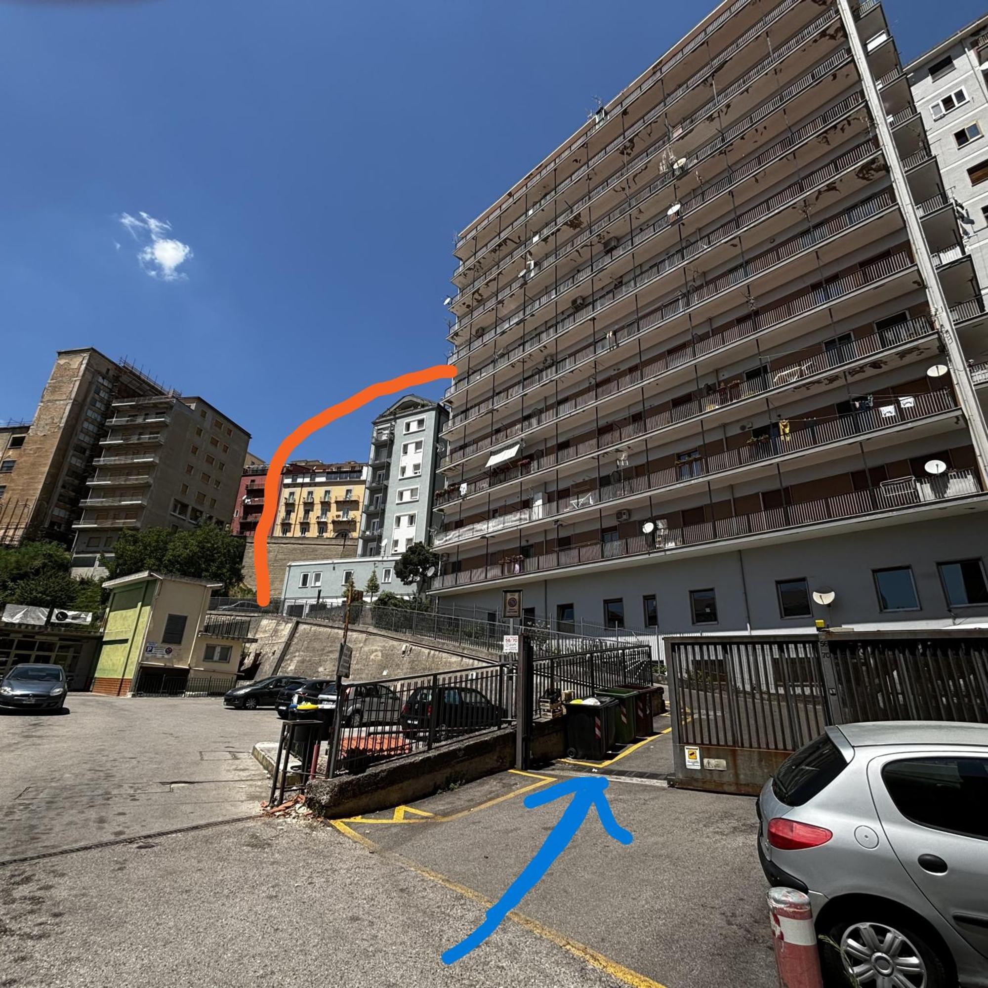 Room & Parking In Centro Citta Con Parcheggio Privato E Wifi 포텐자 외부 사진